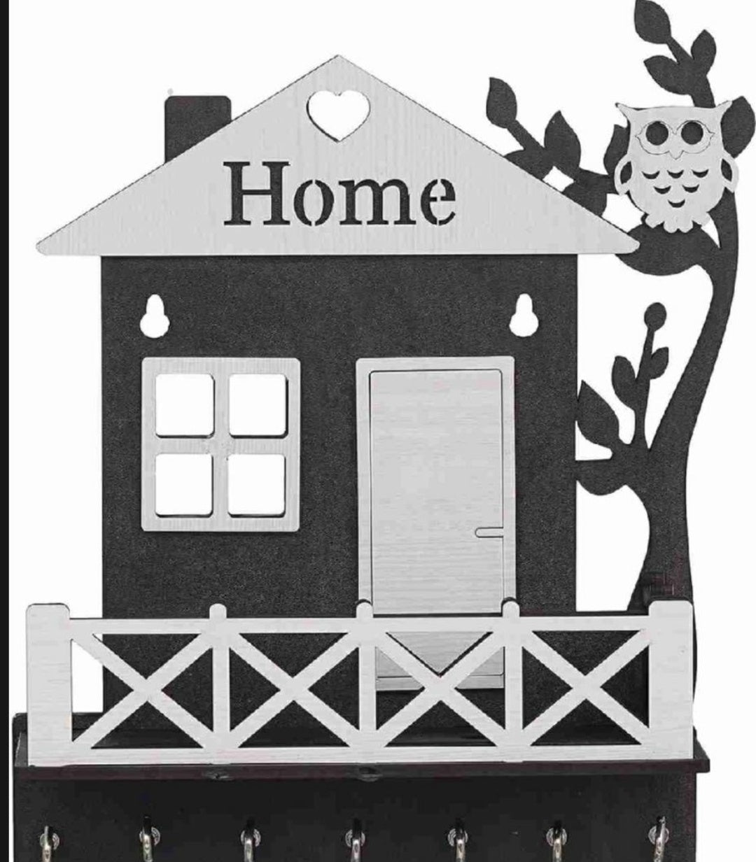 Wall-Mounted Wooden Key and Mobile Holder